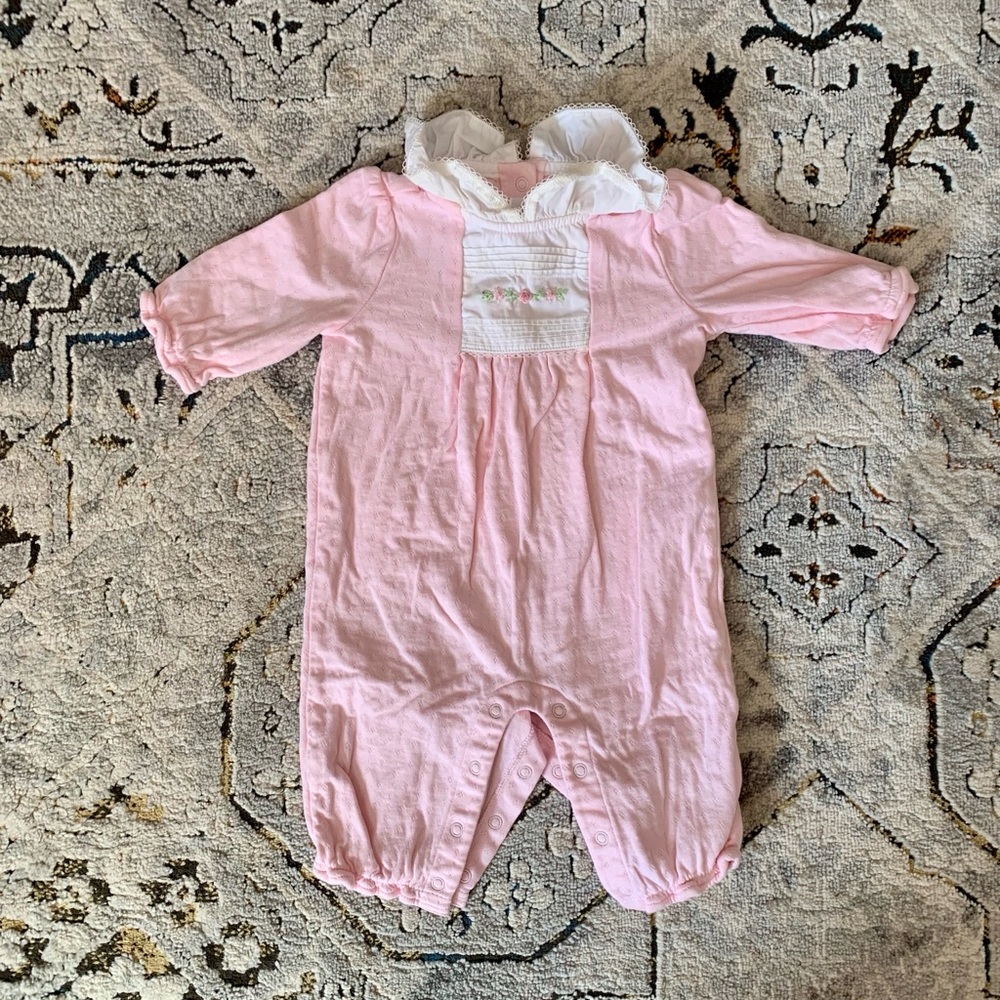 Janie and Jack pink layette with ruffle, 0-3 mo